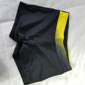 Womens Sport Shorts Sz Sm A99
